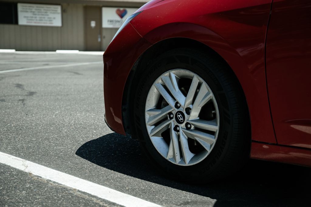 2020 Hyundai Elantra Image 11