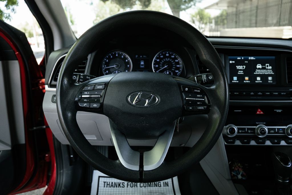 2020 Hyundai Elantra Image 20