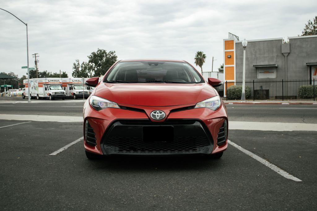 2019 Toyota Corolla Image 2
