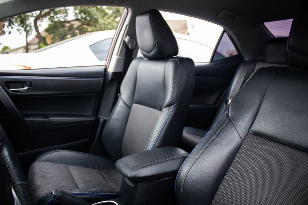 2019 Toyota Corolla Image 16