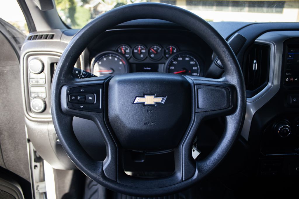 2019 Chevrolet Silverado 1500 Image 13