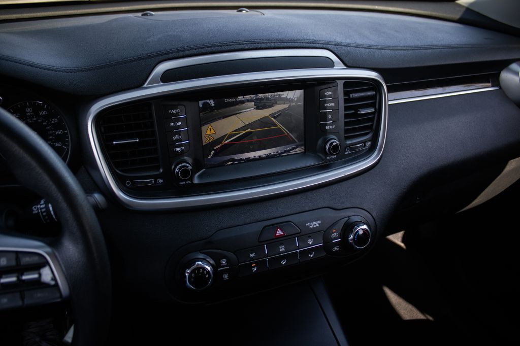 2020 Kia Sorento Image 16