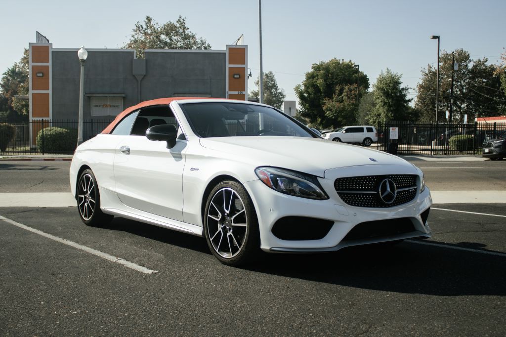 2017 Mercedes-Benz C-Class Image 2