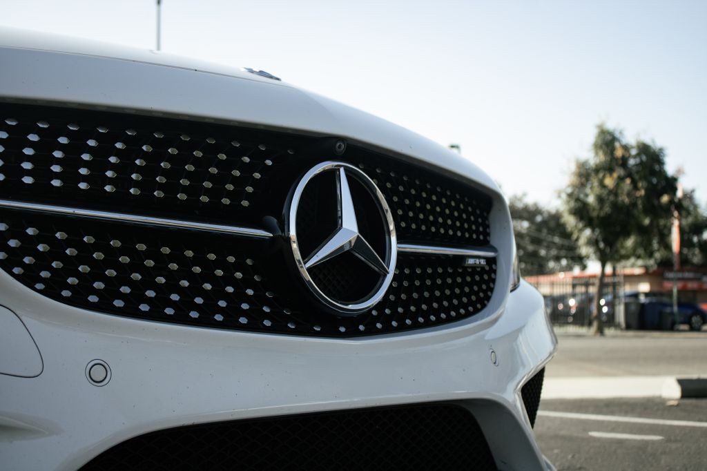 2017 Mercedes-Benz C-Class Image 11