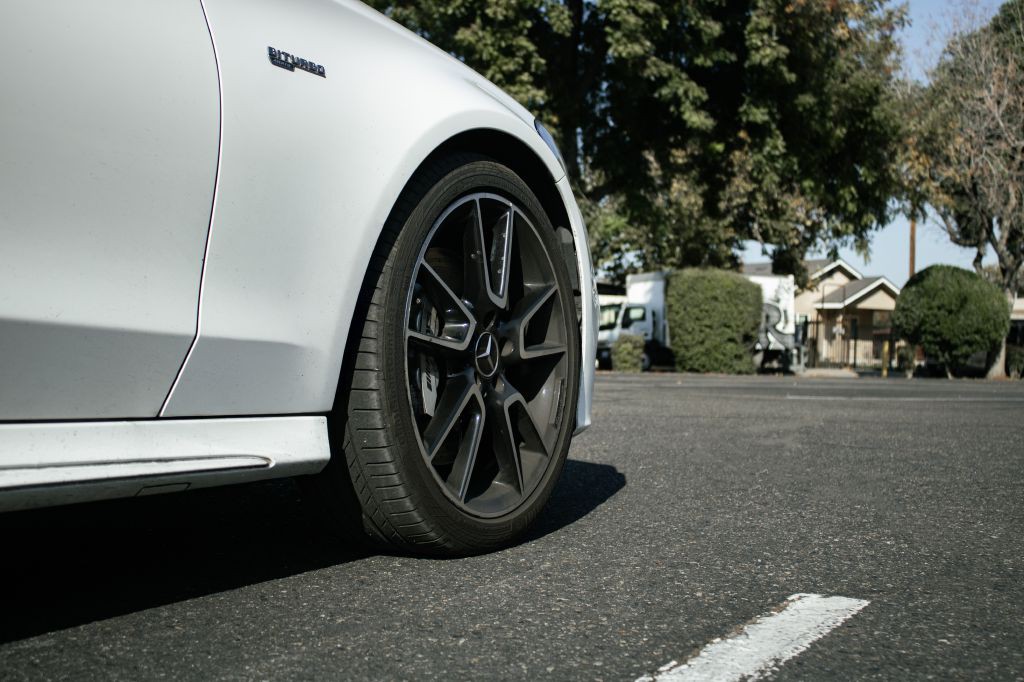 2017 Mercedes-Benz C-Class Image 18