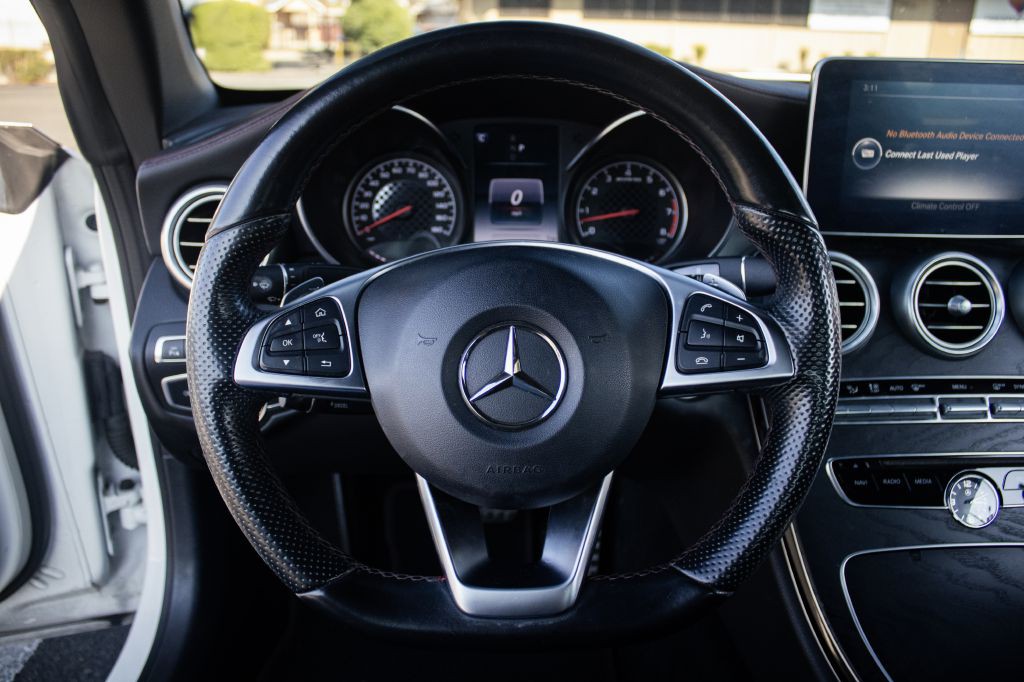 2017 Mercedes-Benz C-Class Image 25