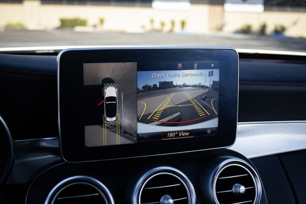 2017 Mercedes-Benz C-Class Image 30