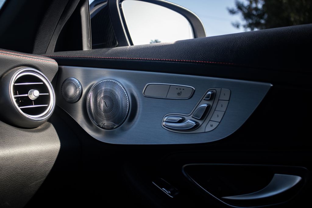 2017 Mercedes-Benz C-Class Image 42