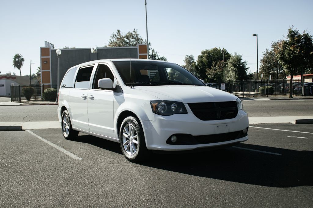 2020 Dodge Grand Caravan Image 2