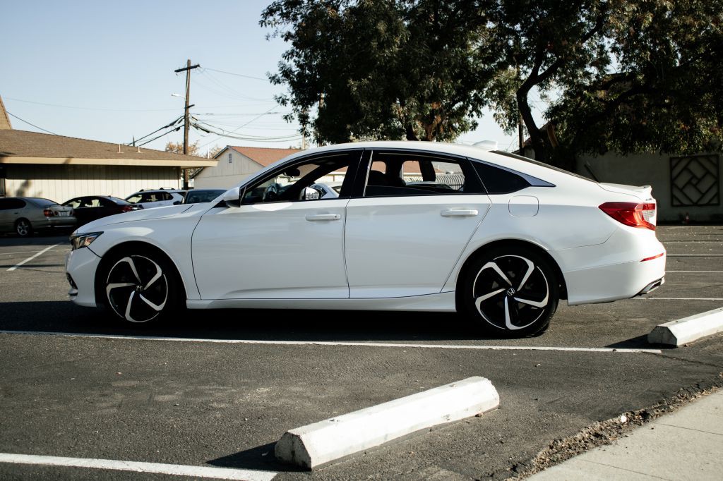 2018 Honda Accord Image 6