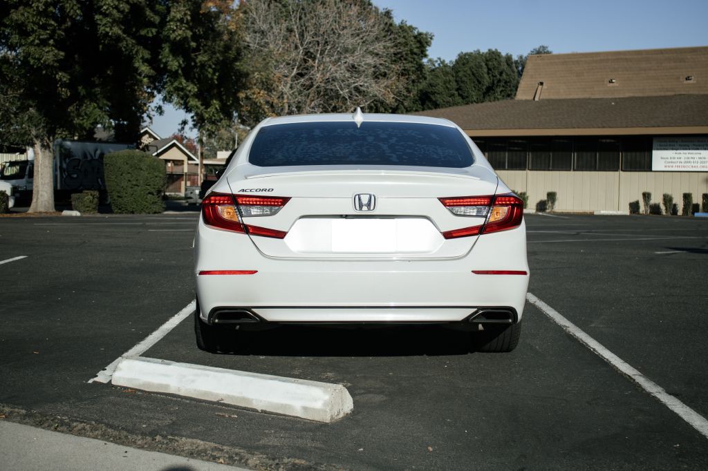 2018 Honda Accord Image 8