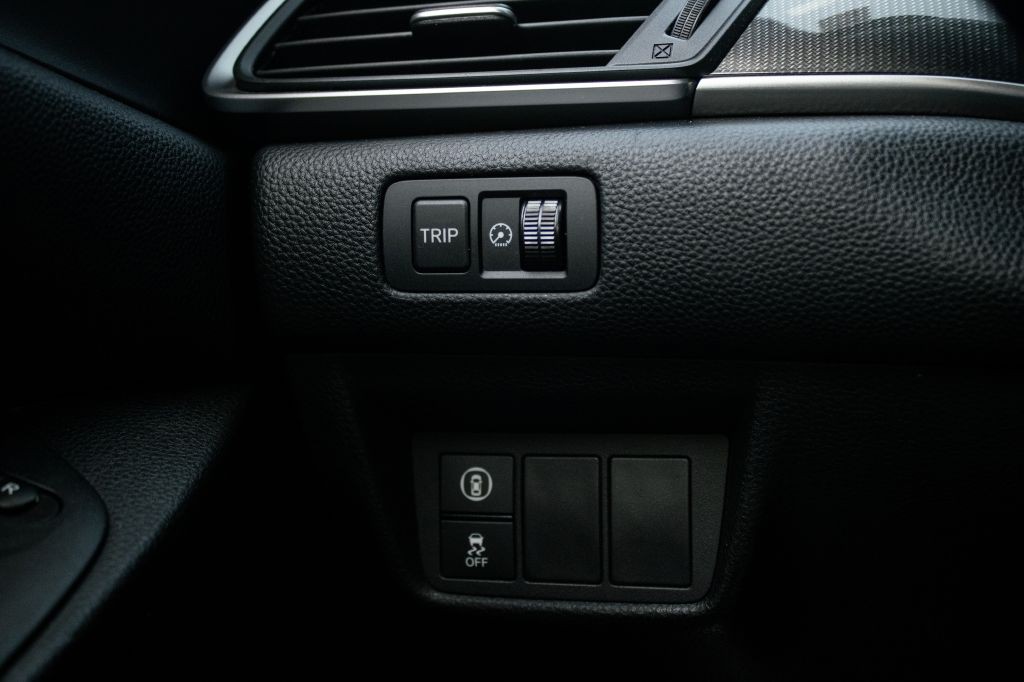 2018 Honda Accord Image 45