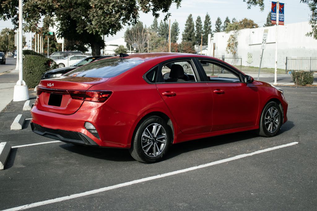 2023 Kia Forte Image 12