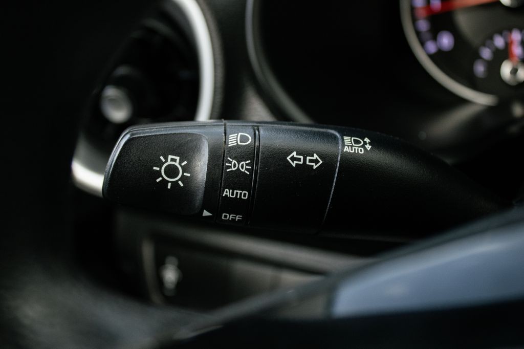 2023 Kia Forte Image 39