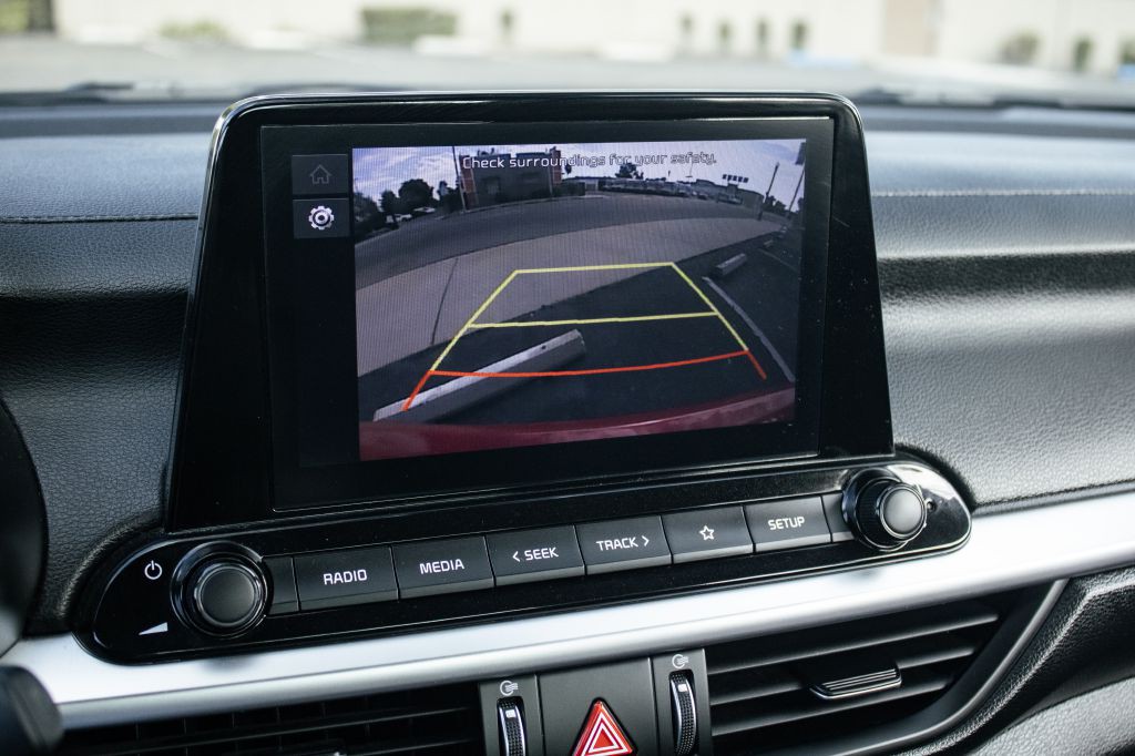 2023 Kia Forte Image 41