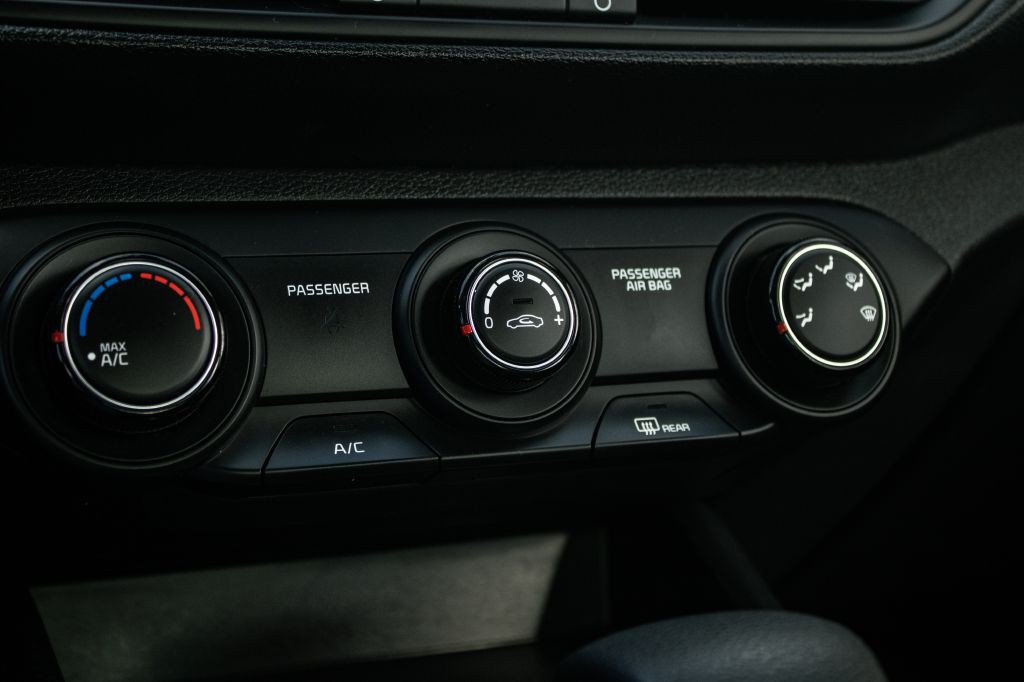 2023 Kia Forte Image 46