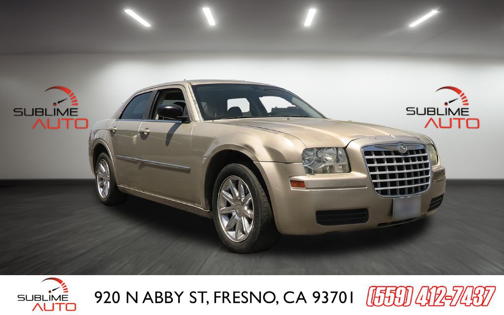 2008 Chrysler 300 Image 1
