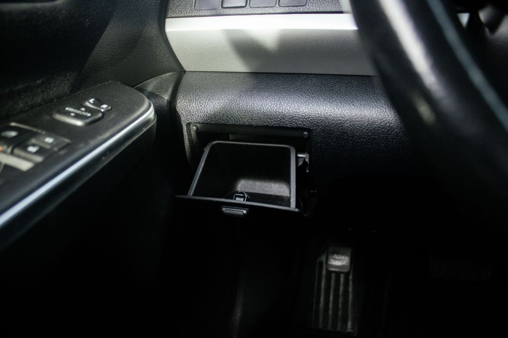 2015 Toyota Camry Image 54