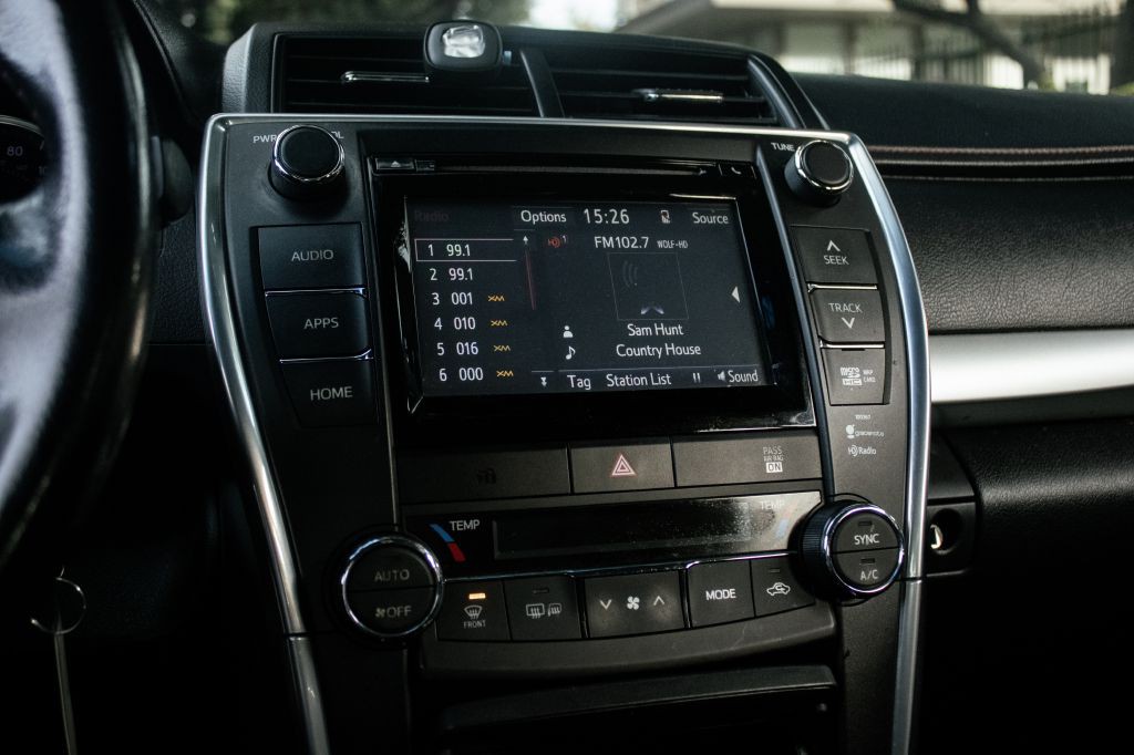 2015 Toyota Camry Image 59