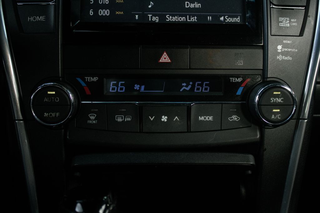 2015 Toyota Camry Image 62