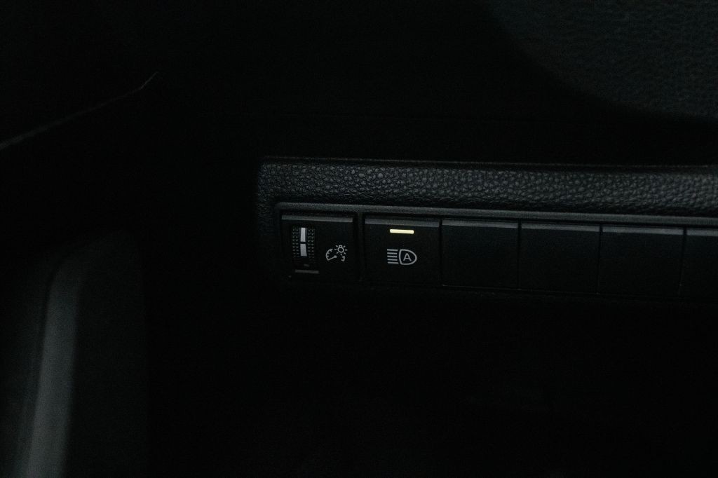 2021 Toyota Corolla Image 42