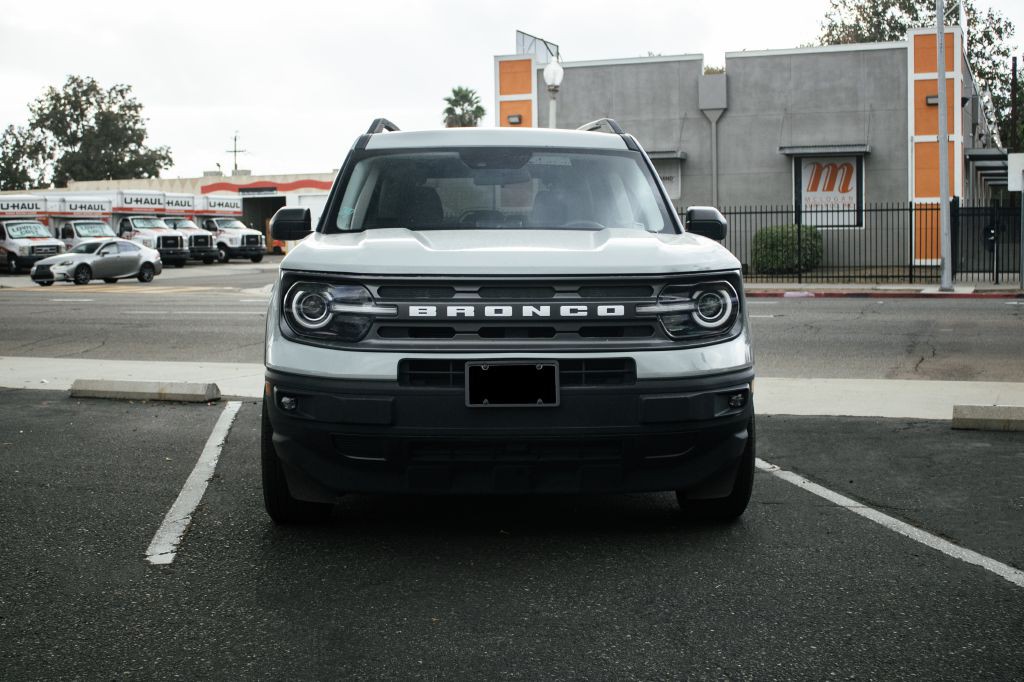 2021 Ford Bronco Image 3