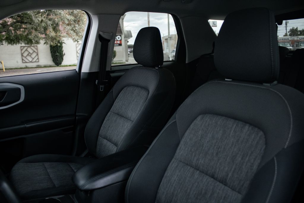 2021 Ford Bronco Image 27