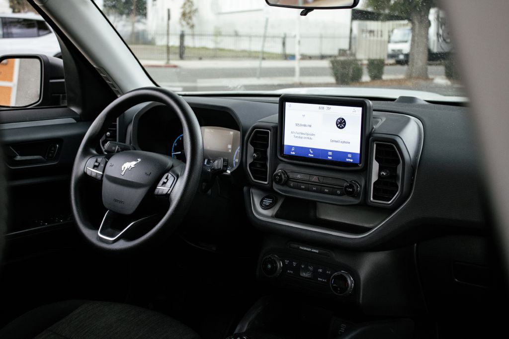 2021 Ford Bronco Image 41