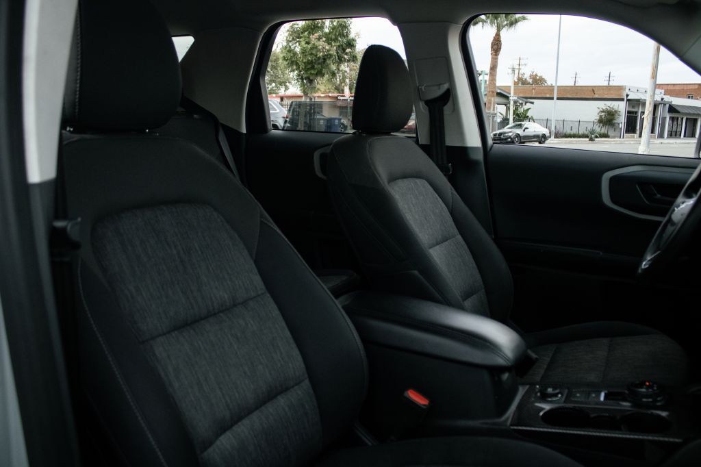 2021 Ford Bronco Image 42