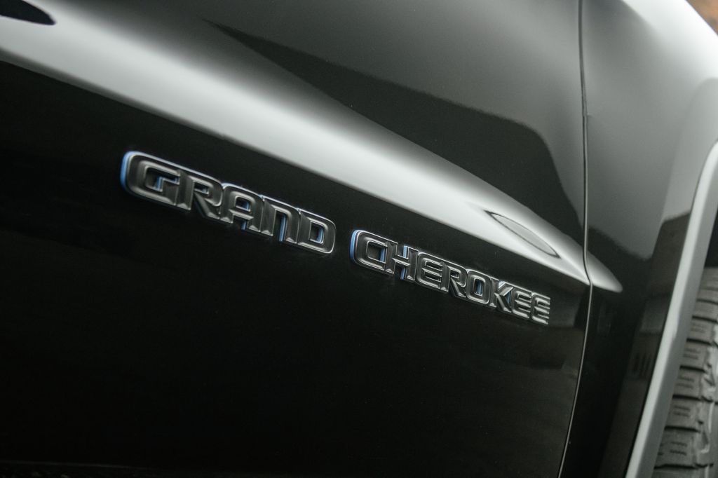 2019 Jeep Grand Cherokee Image 17