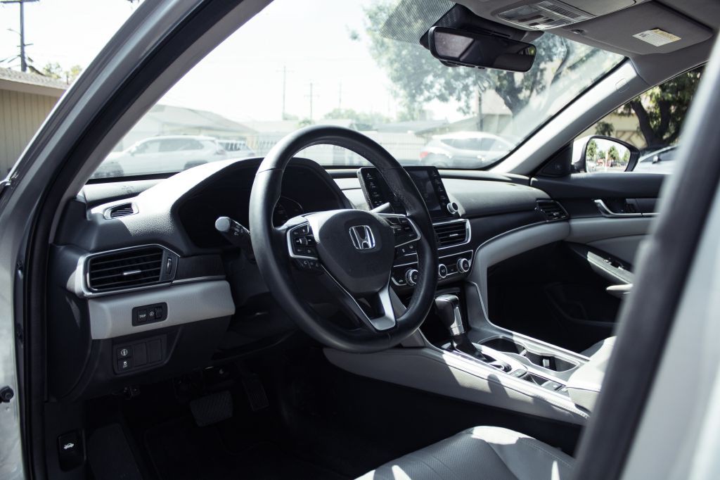 2018 Honda Accord Image 7