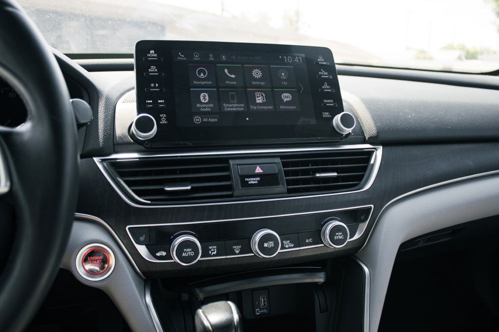 2018 Honda Accord Image 14