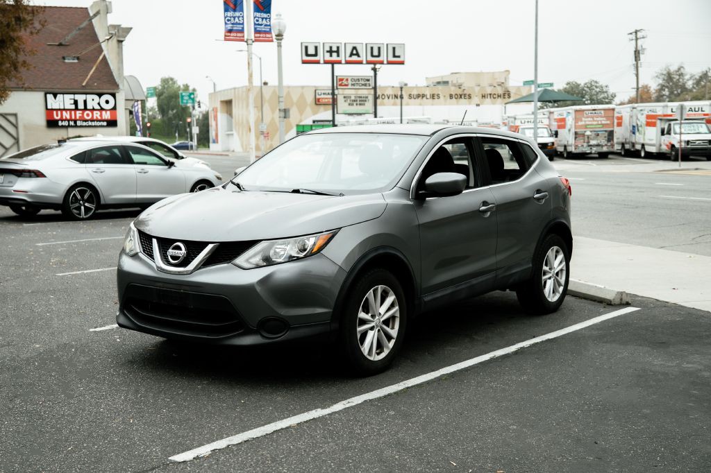 2018 Nissan Rogue Image 4