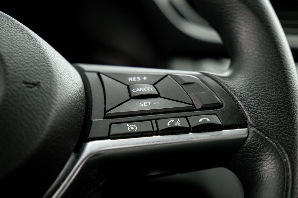 2018 Nissan Rogue Image 41