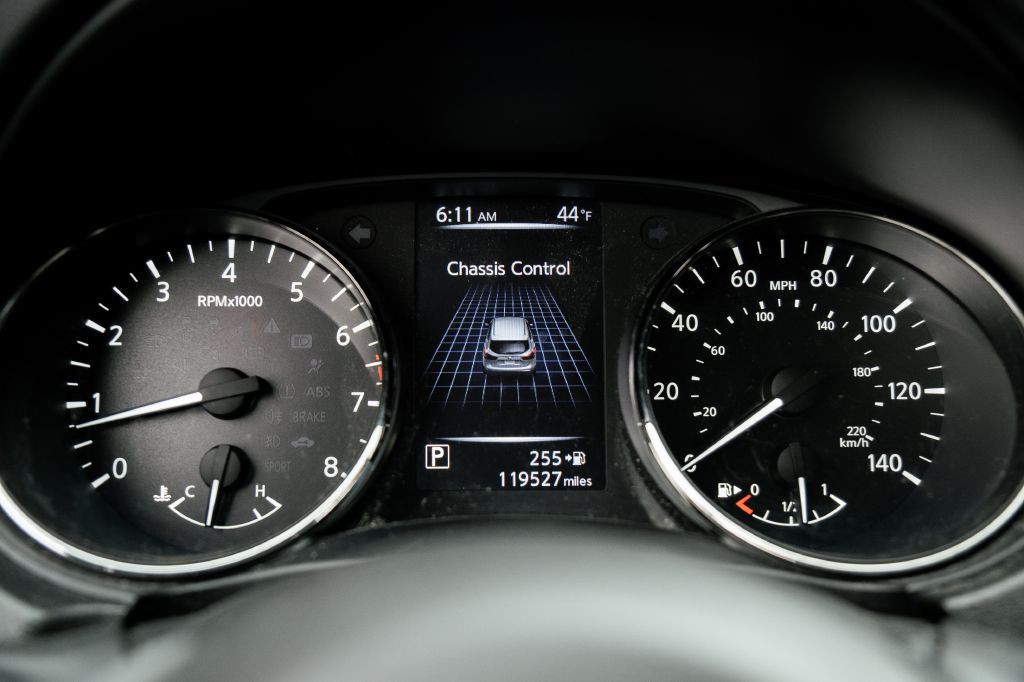 2018 Nissan Rogue Image 48