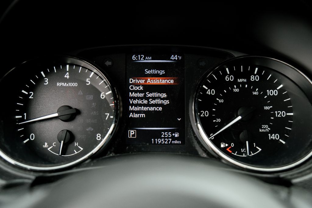 2018 Nissan Rogue Image 49