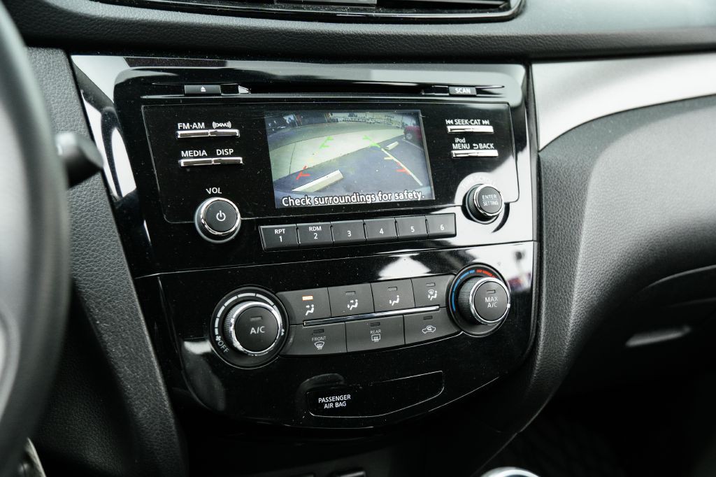 2018 Nissan Rogue Image 51