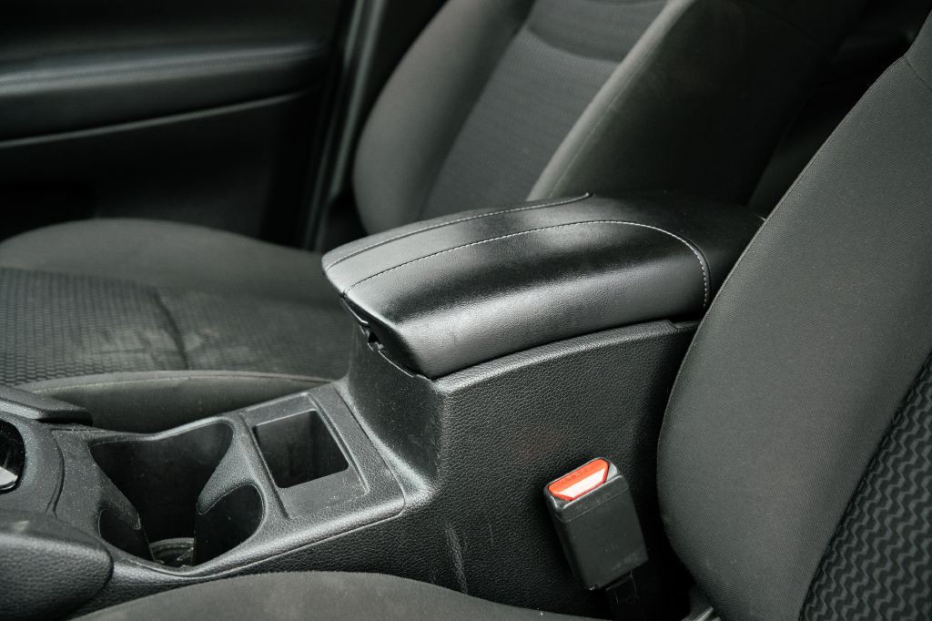 2018 Nissan Rogue Image 55