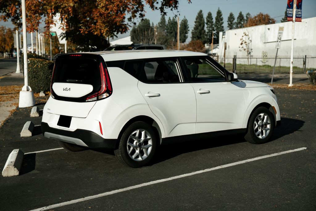2024 Kia Soul Image 12