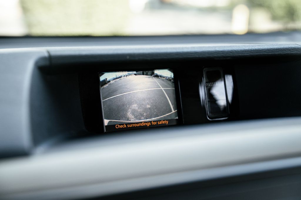 2011 Toyota Sienna Image 40