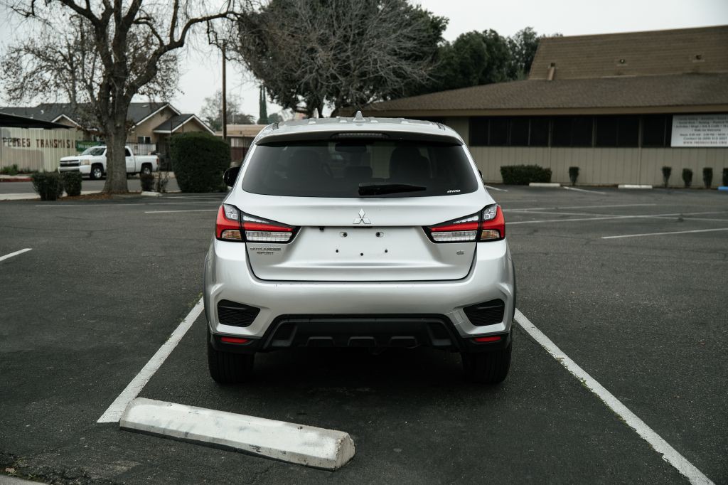 2024 Mitsubishi Outlander Image 9