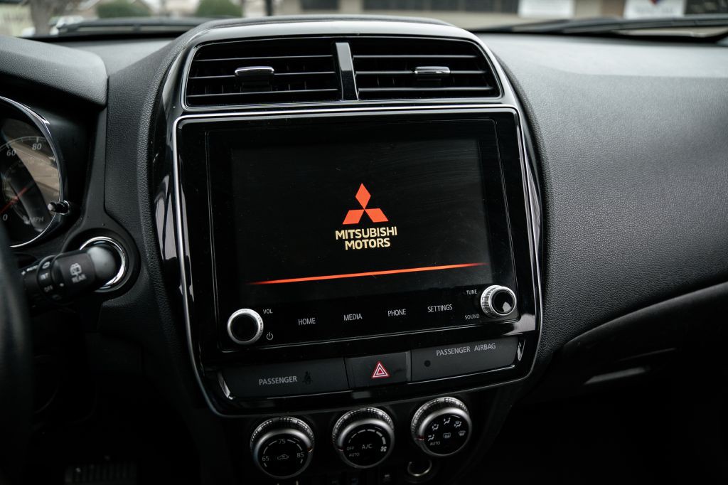 2024 Mitsubishi Outlander Image 19