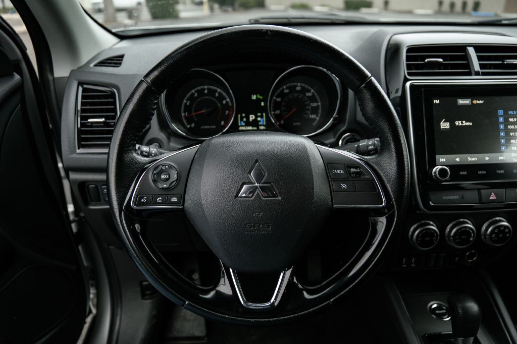 2024 Mitsubishi Outlander Image 34