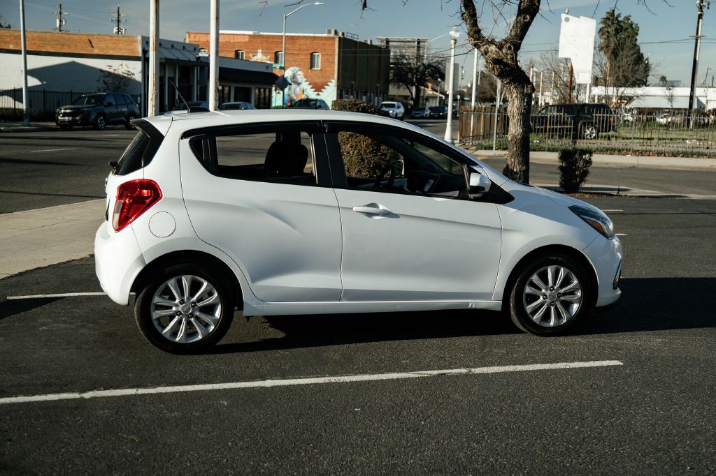 2016 Chevrolet Spark Image 11