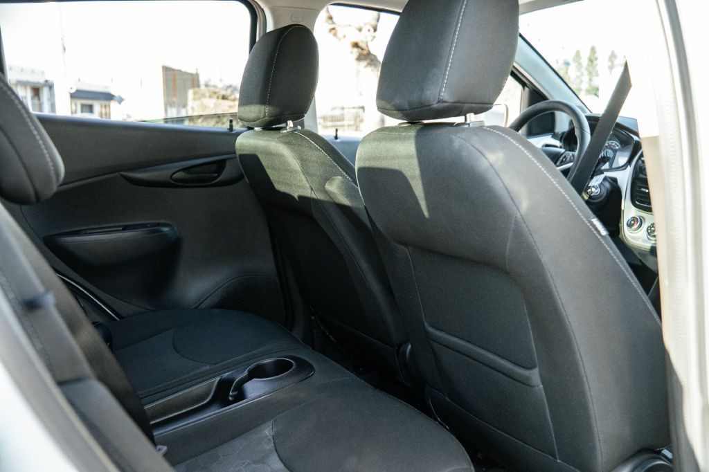 2016 Chevrolet Spark Image 24