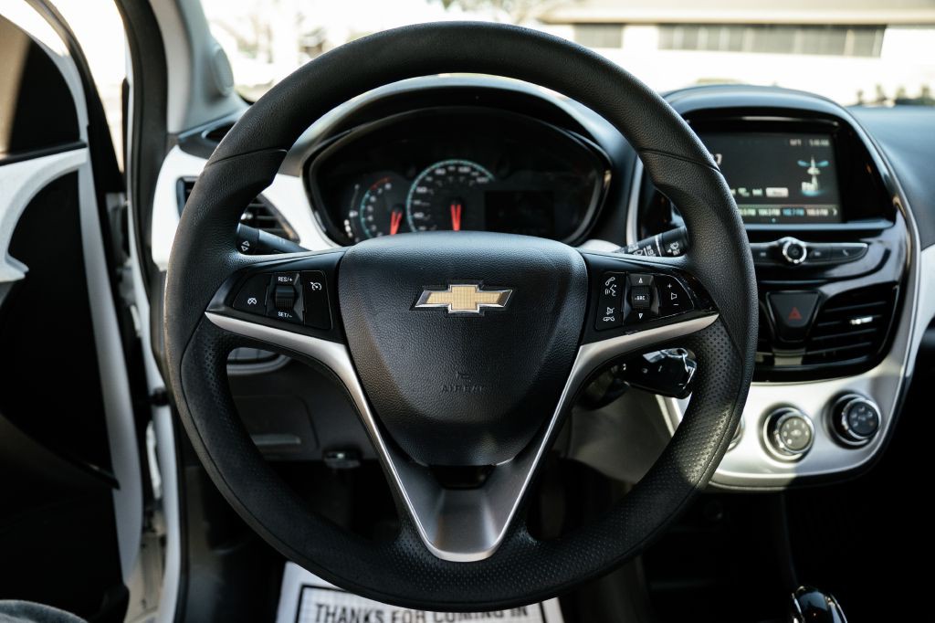 2016 Chevrolet Spark Image 30