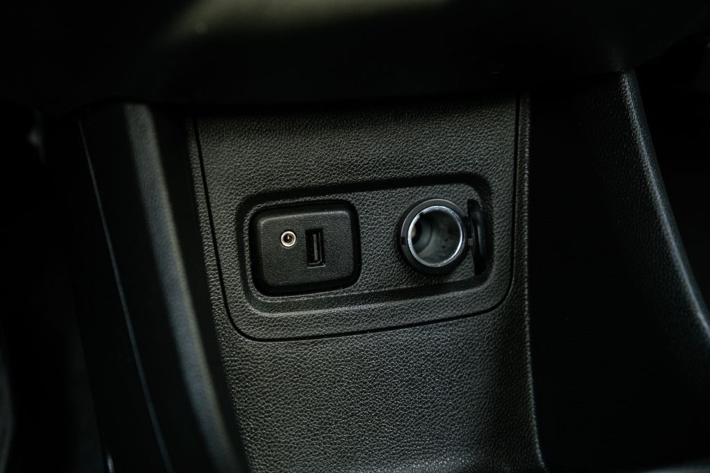 2016 Chevrolet Spark Image 39