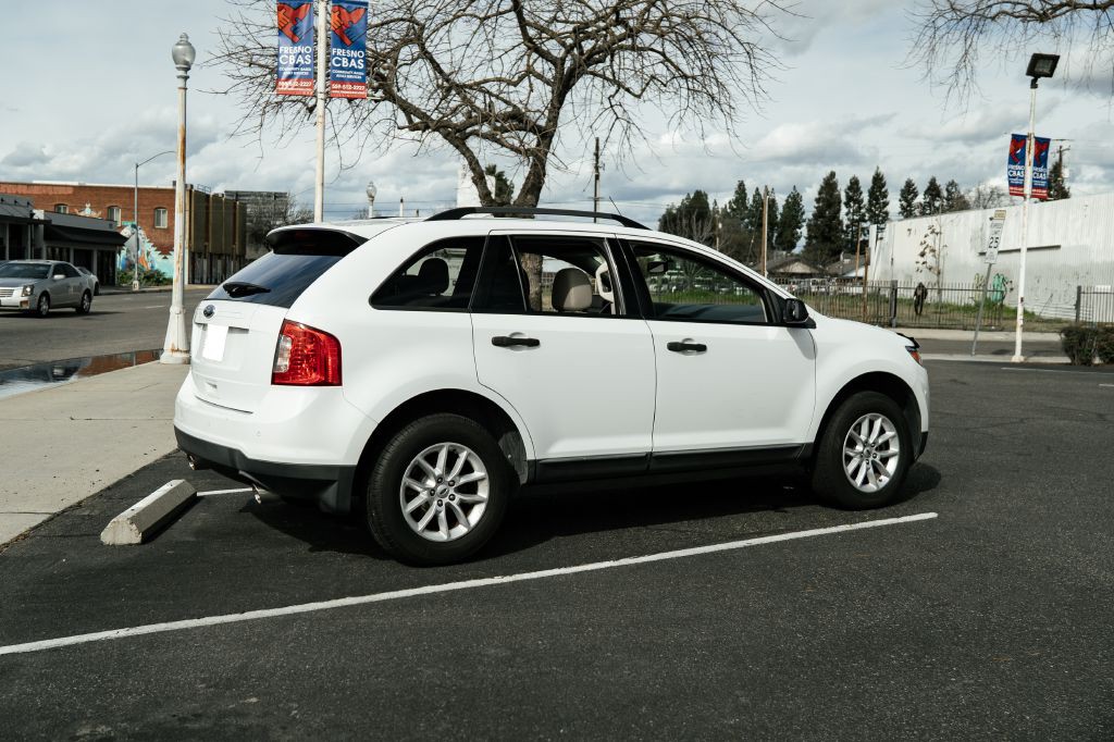 2014 Ford Edge Image 10