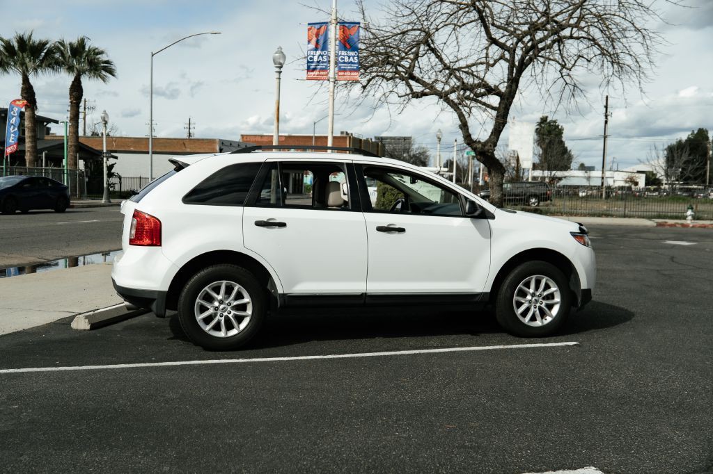 2014 Ford Edge Image 11