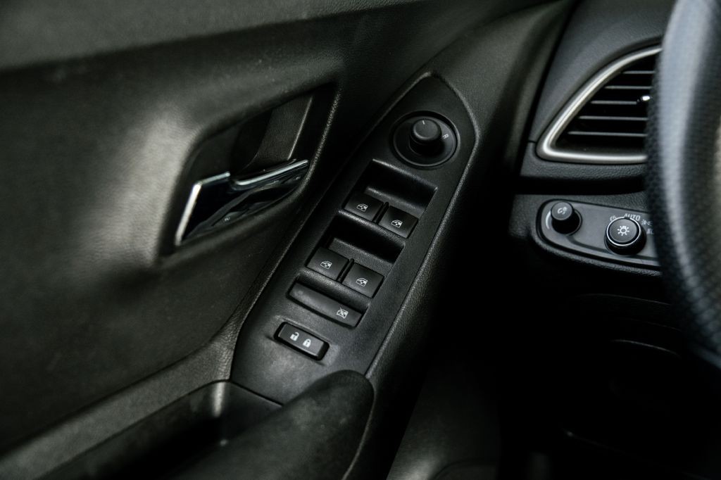 2020 Chevrolet Trax Image 32